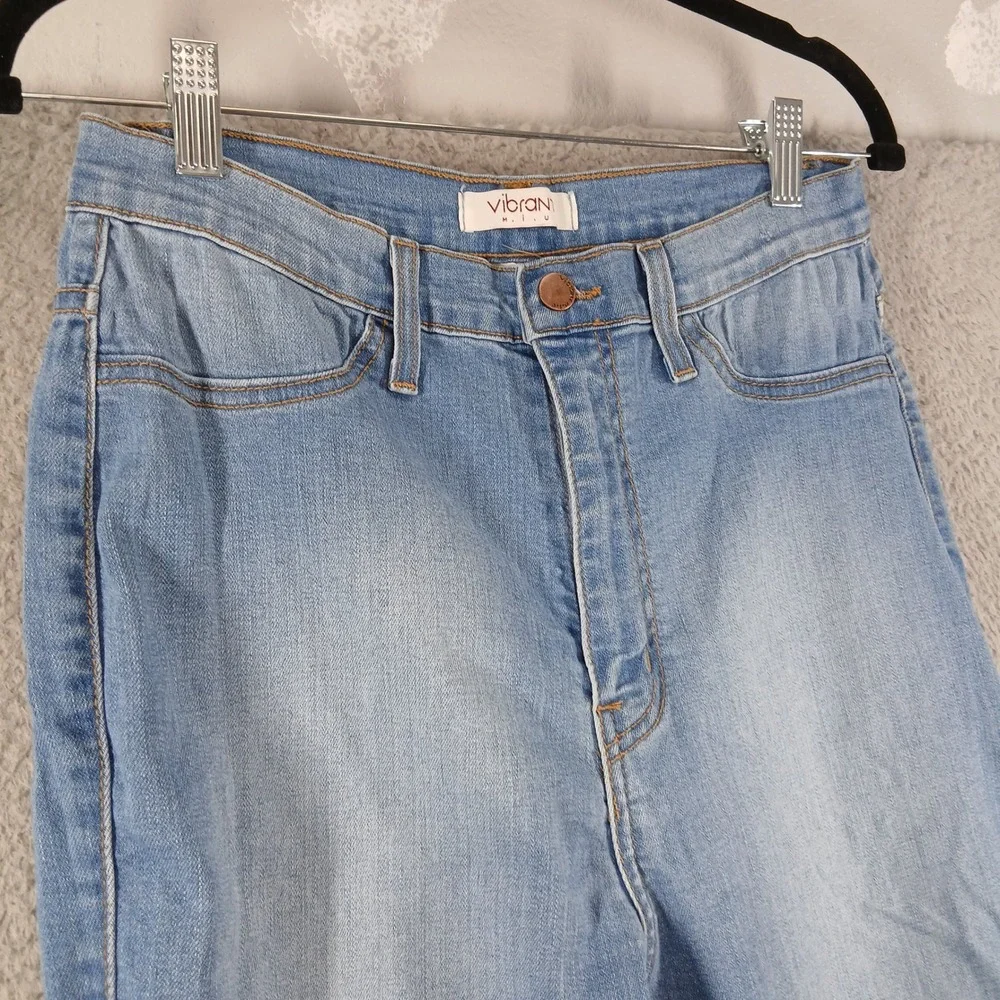 Vibrant M.I.U. Skinny High-Rise Light Wash Destroyed‎ Denim Jeans Size 15 W31
